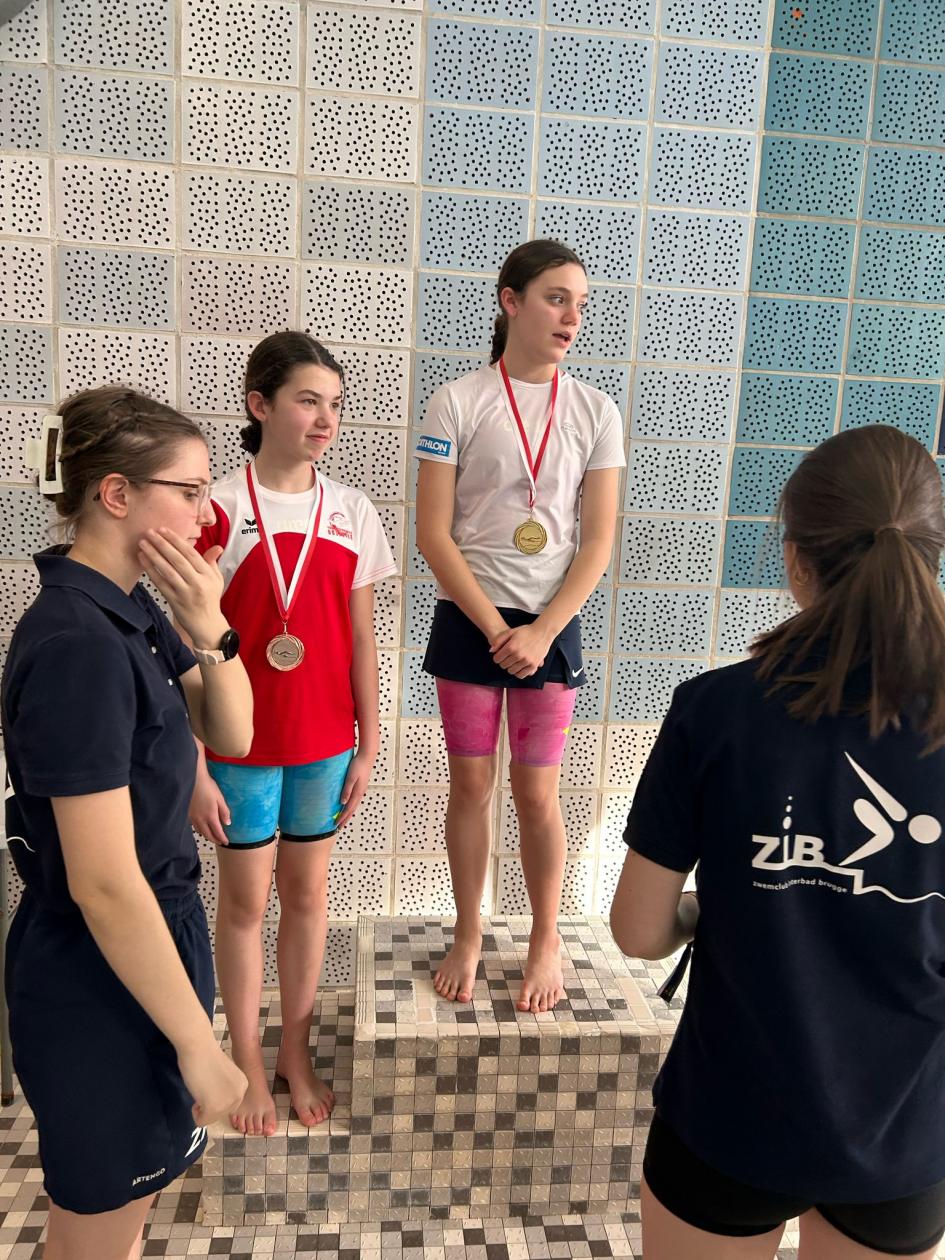 Provinciale Kampioenschappen West-Vlaanderen: Succesvolle Zwemwedstrijd in Brugge